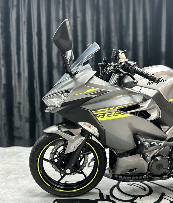 二手川崎Ninja 400