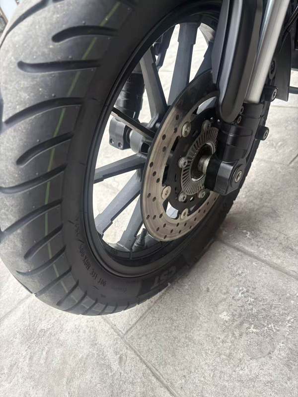 二手QJMOTOR闪300