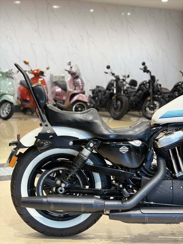 二手哈雷戴维森1200N Nightster