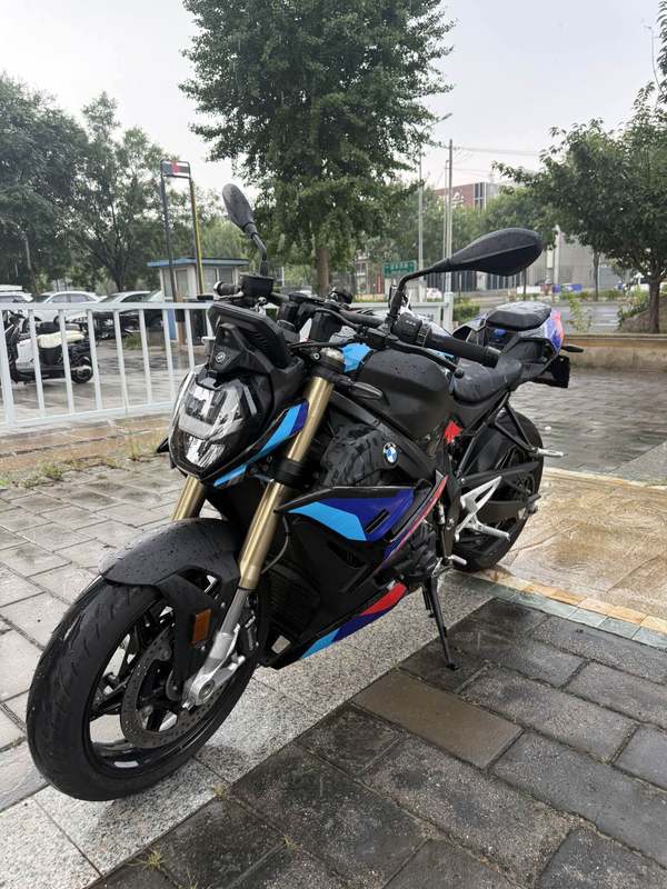 二手宝马S 1000 R