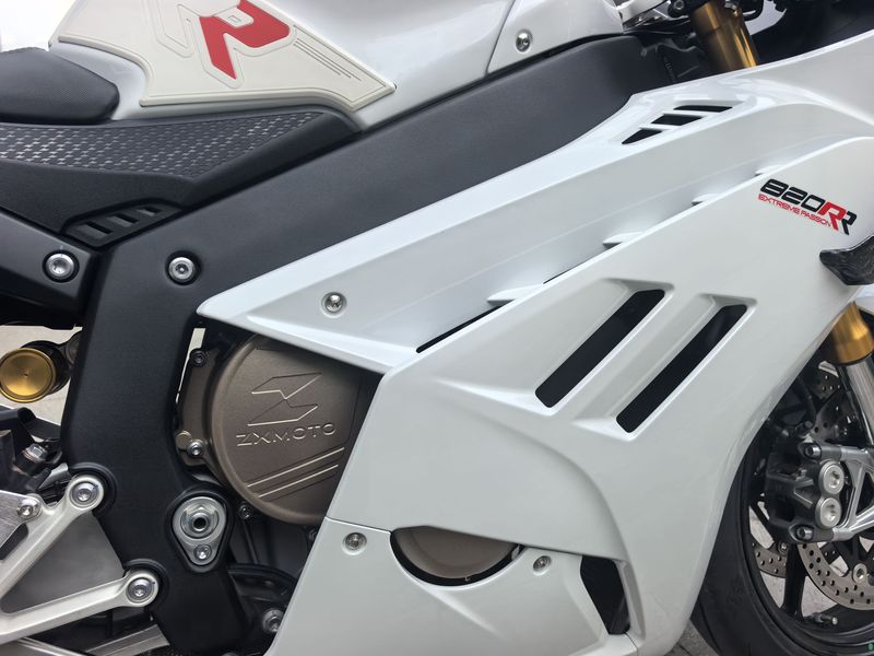 二手张雪机车820RR