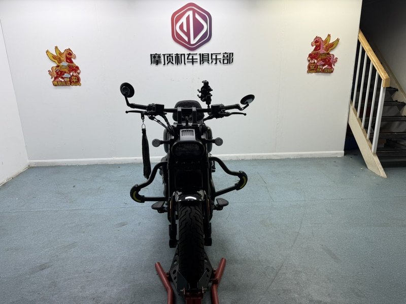 二手QJMOTOR闪250