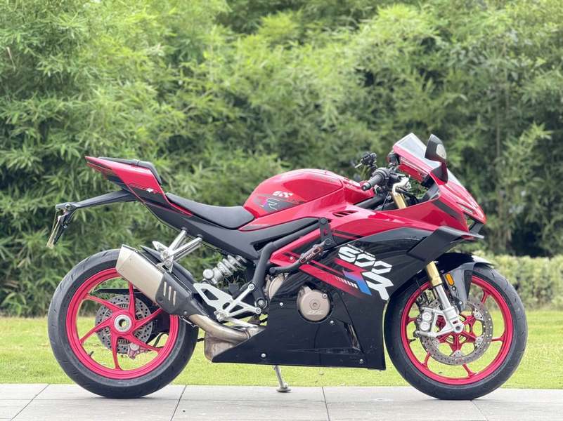 二手张雪机车500RR