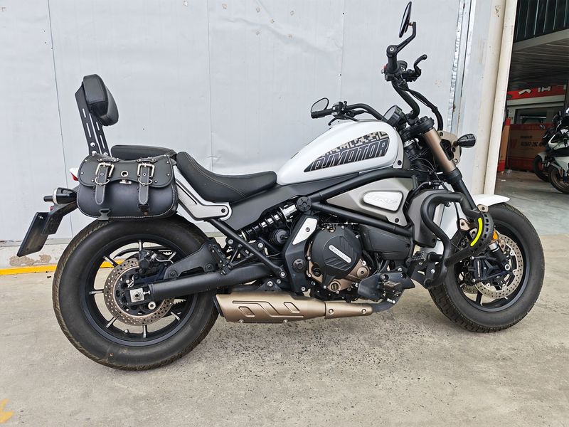 二手QJMOTOR闪700
