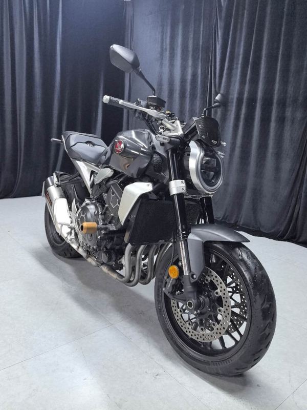 二手本田CB1000R