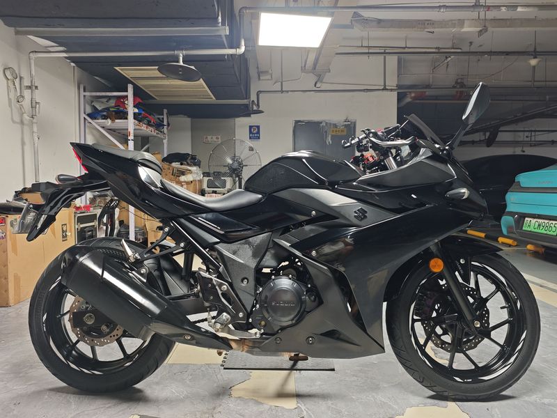 二手豪爵铃木GSX250R