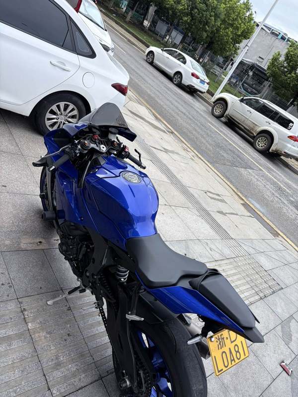 二手雅马哈YZF-R1