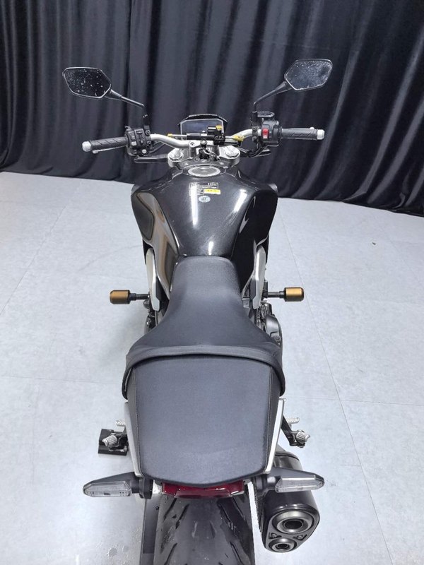二手本田CB1000R