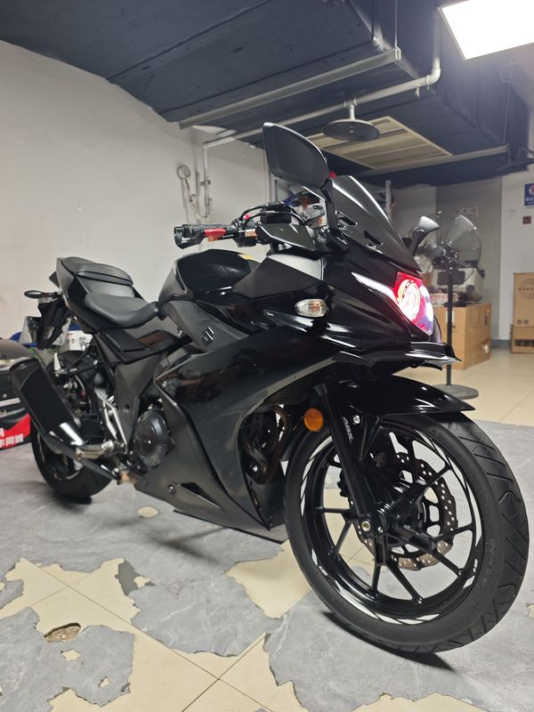 二手豪爵铃木GSX250R