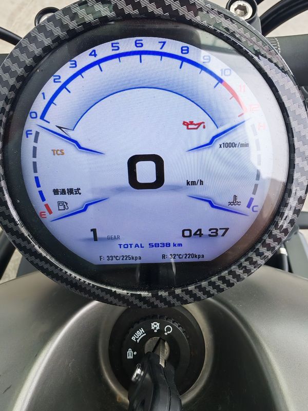 二手QJMOTOR闪700
