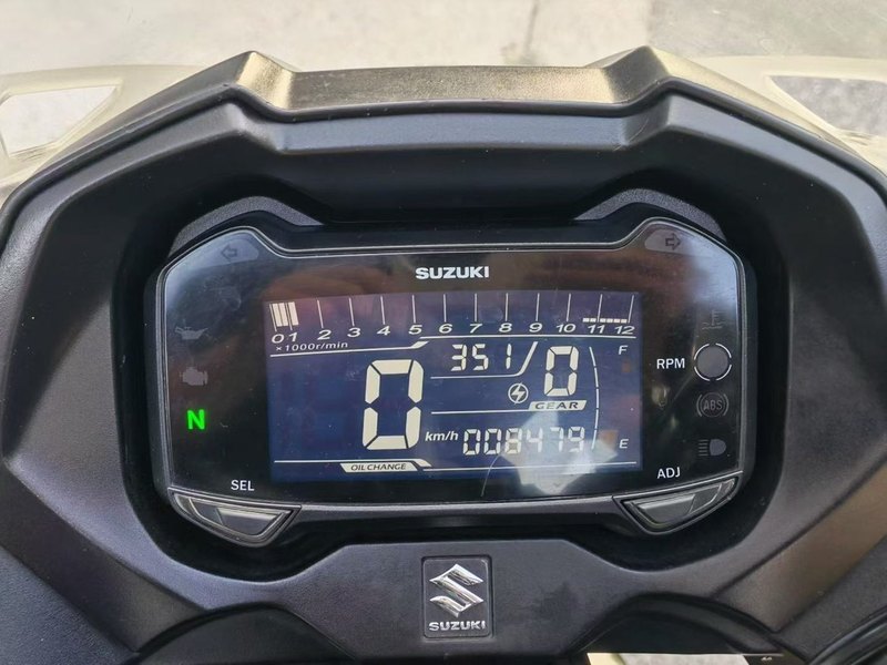 二手豪爵铃木GSX250R