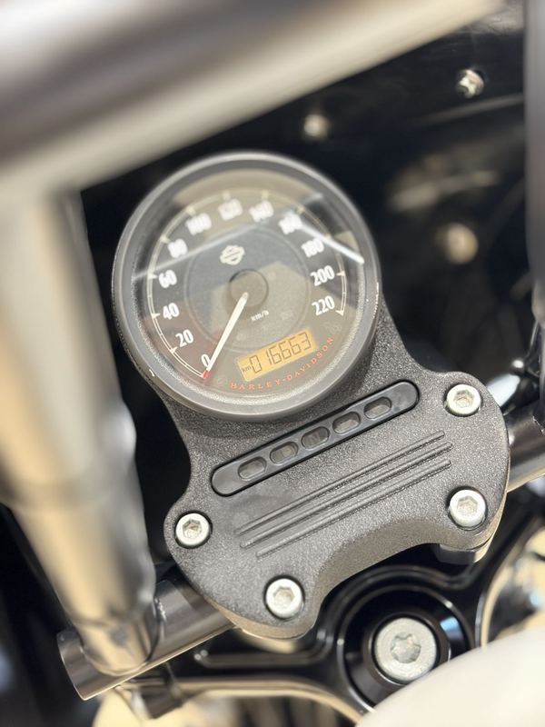 二手哈雷戴维森1200N Nightster