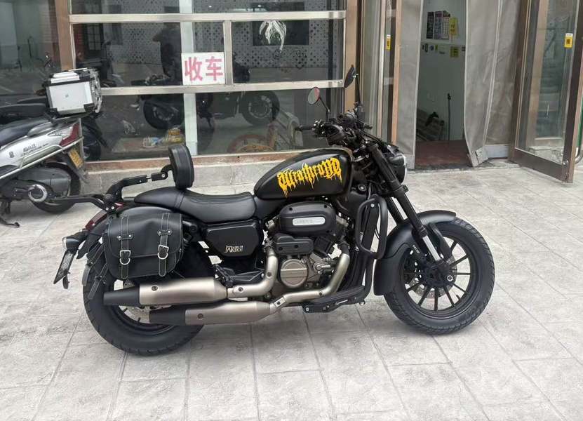 二手QJMOTOR闪300