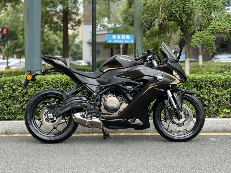 二手QJMOTOR赛250