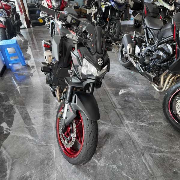 二手川崎Z900