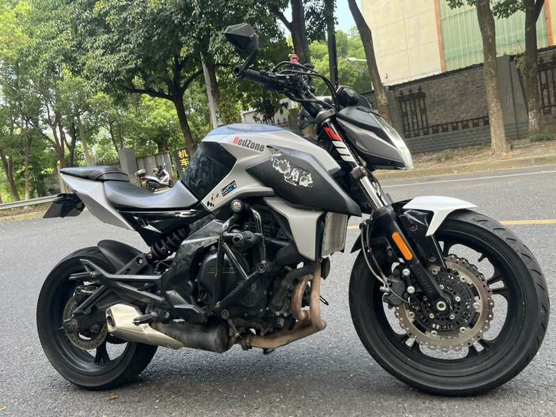 二手春风650NK
