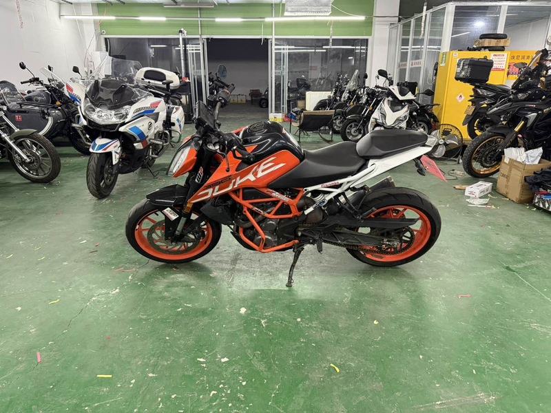 二手KTMR2R390 Duke