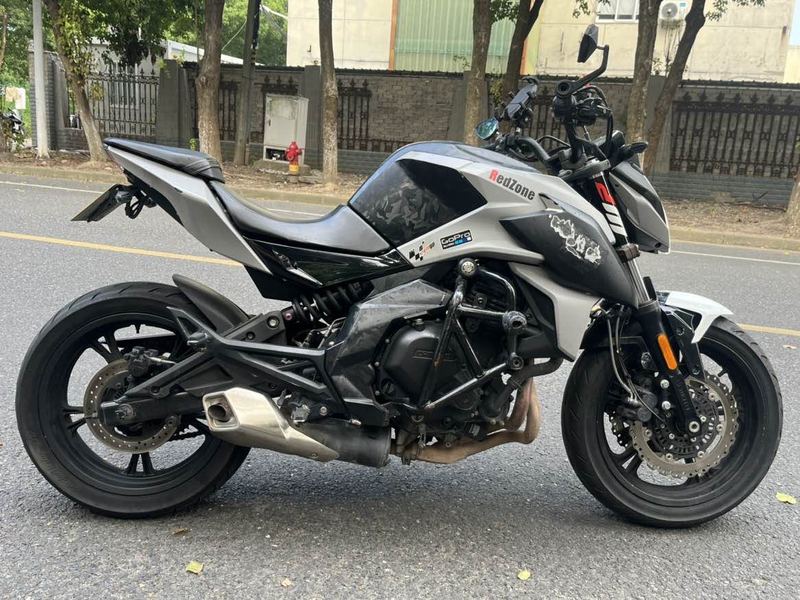 二手春风650NK