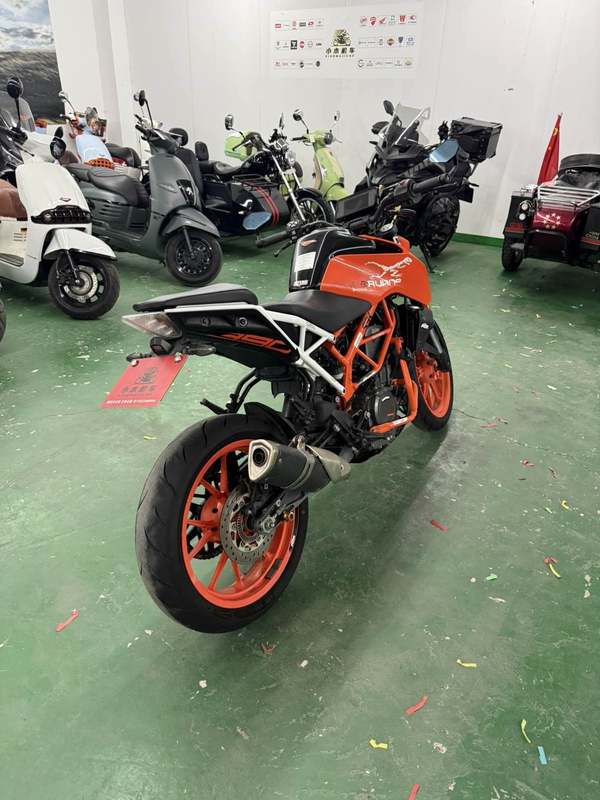 二手KTMR2R390 Duke