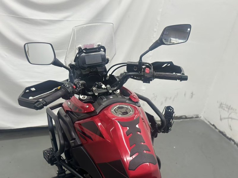 二手豪爵铃木DL250