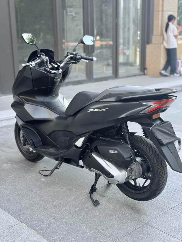 二手五羊本田PCX