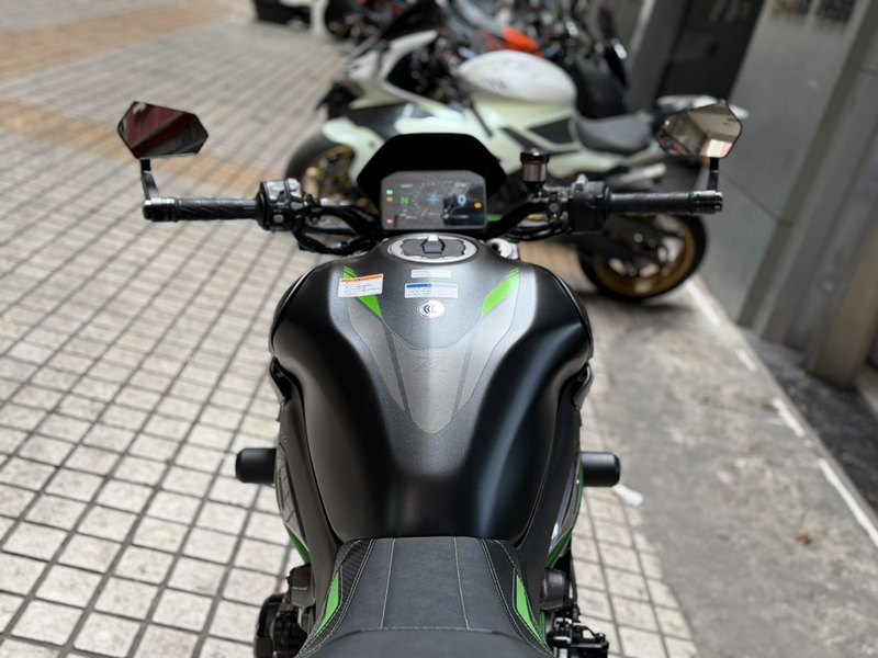 二手川崎Z900