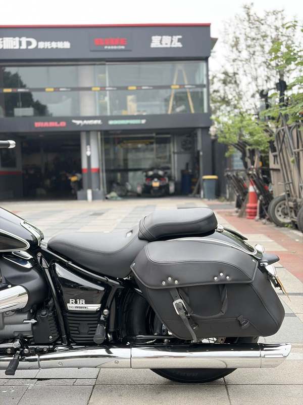 二手宝马R 18