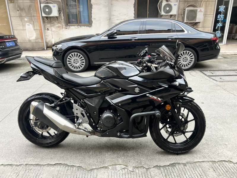 二手豪爵铃木GSX250R