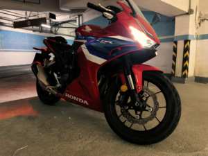二手本田CBR400R