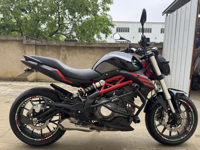 二手贝纳利蓝宝龙 BN302S