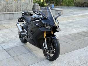 二手张雪机车820RR