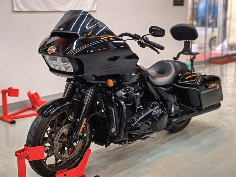 二手哈雷戴维森公路滑翔 Road Glide