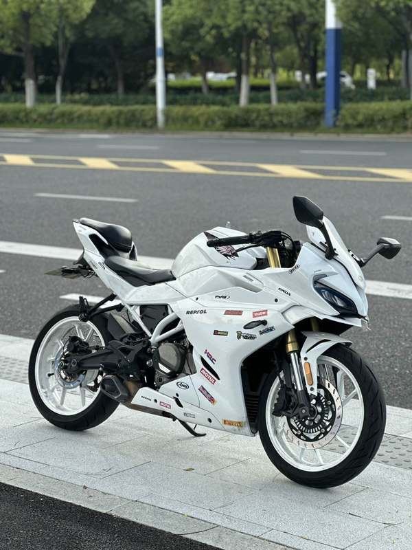 二手春风250SR
