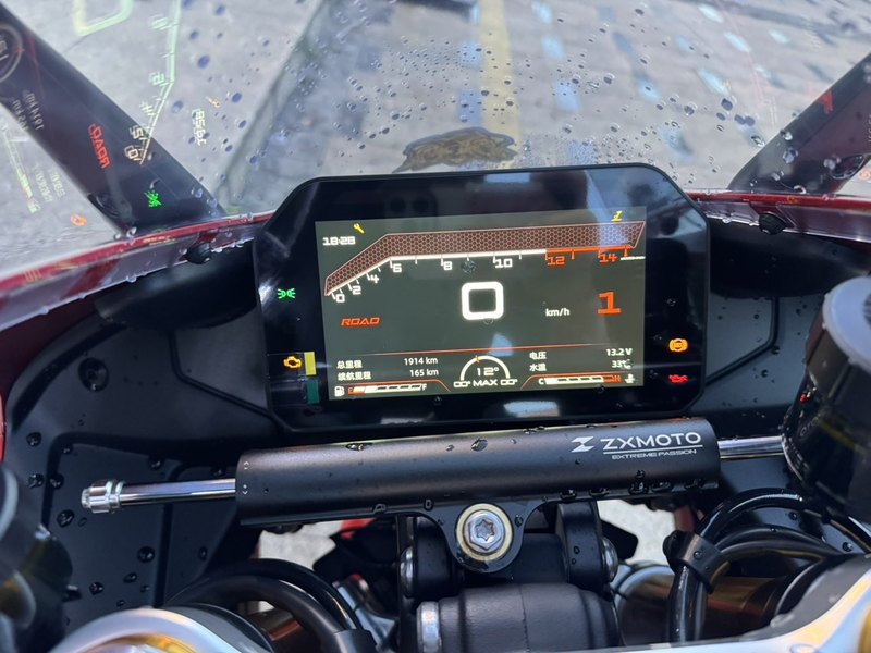 二手张雪机车820RR