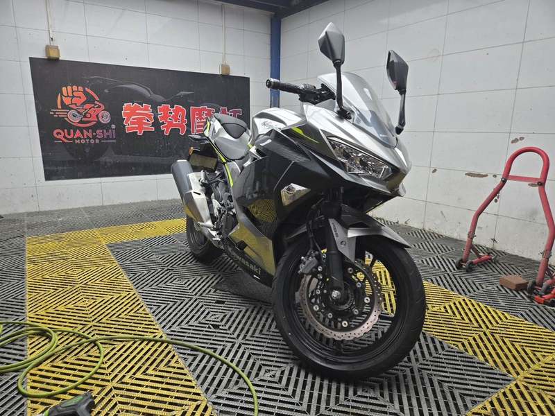 二手川崎Ninja 400