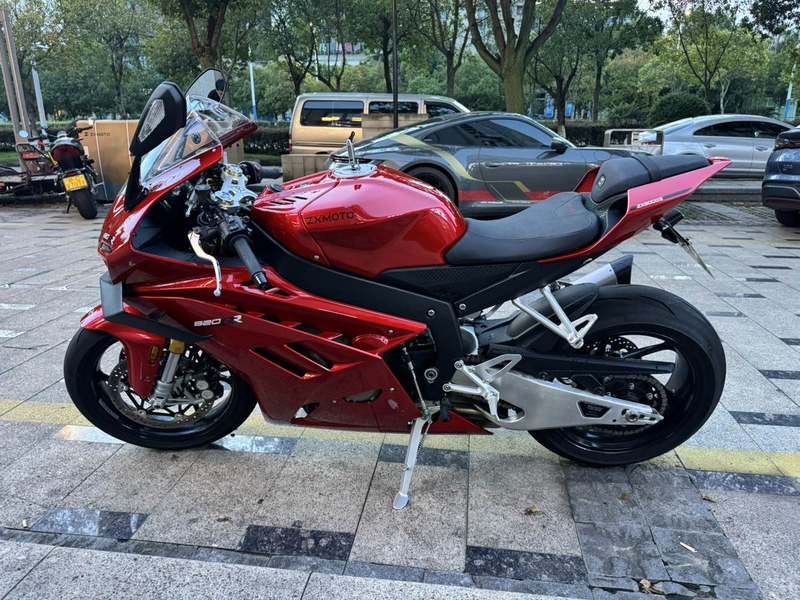 二手张雪机车820RR