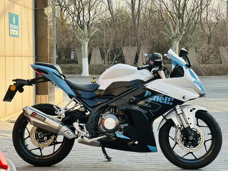 二手贝纳利龙卷风 Tornado 302R