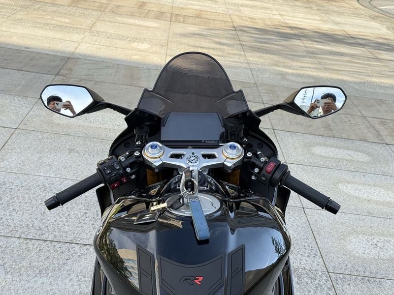 二手张雪机车820RR