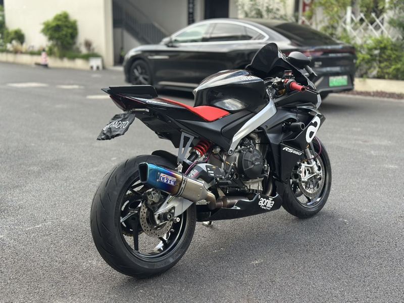 二手阿普利亚RS 660 