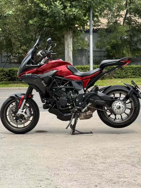 二手奥古斯塔Turismo Veloce 800