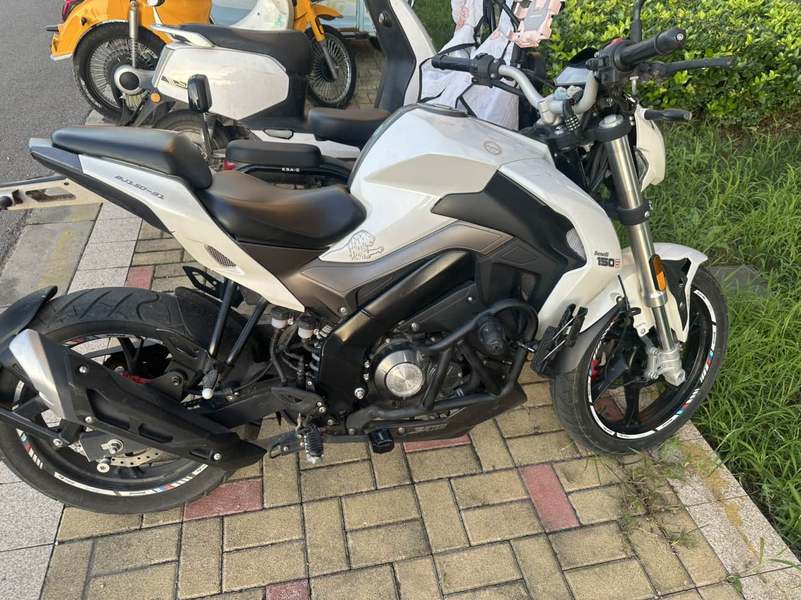 二手贝纳利小迅龙 BN150S