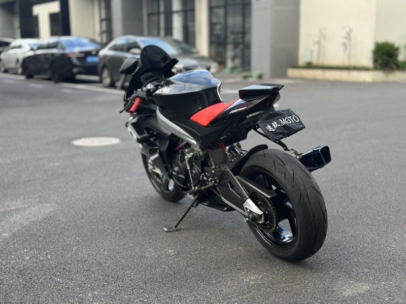 二手阿普利亚RS 660 