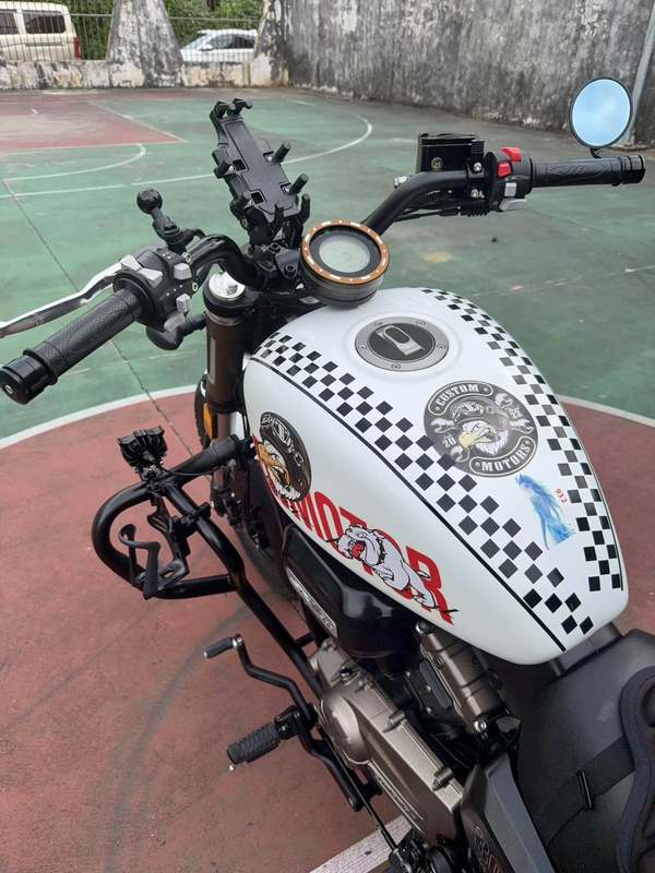二手QJMOTOR闪300