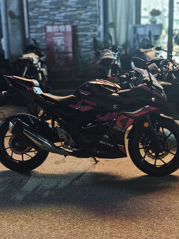 二手豪爵铃木GSX250R