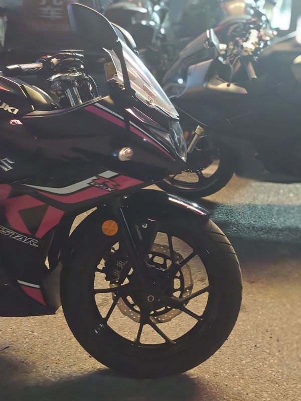 二手豪爵铃木GSX250R