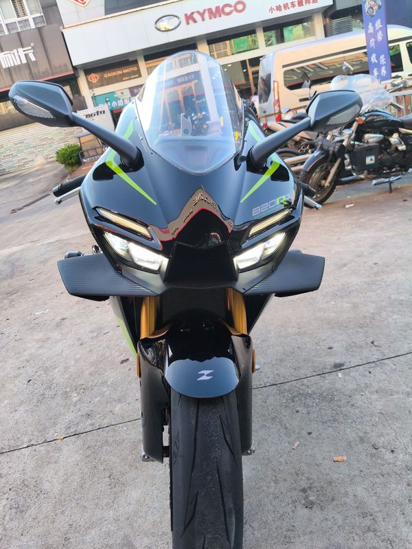 二手张雪机车820RR