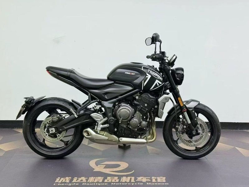 二手凯旋Trident 660