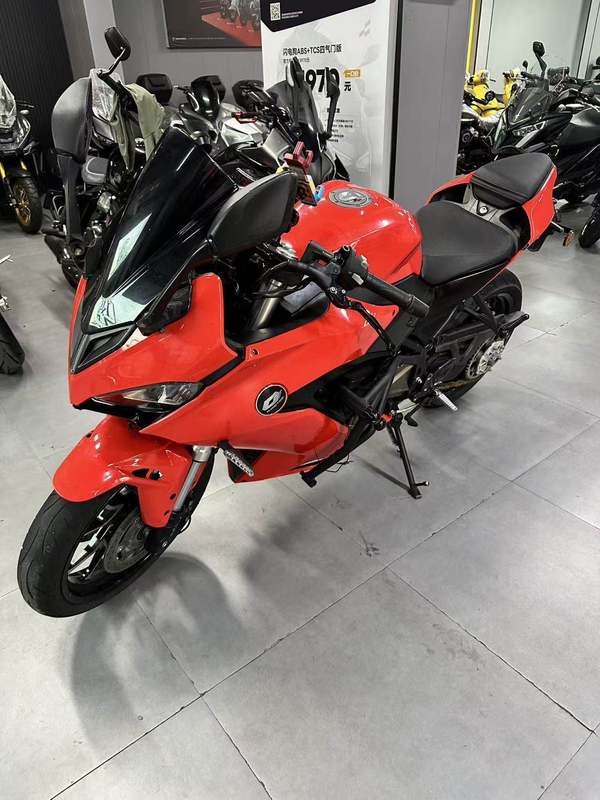 二手QJMOTOR赛400