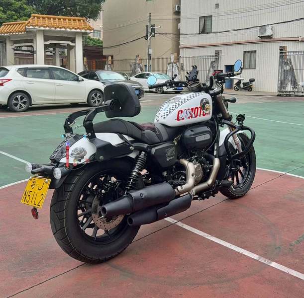 二手QJMOTOR闪300