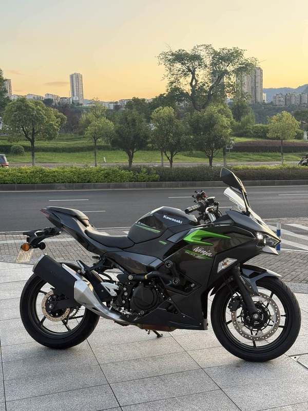 二手川崎Ninja 500